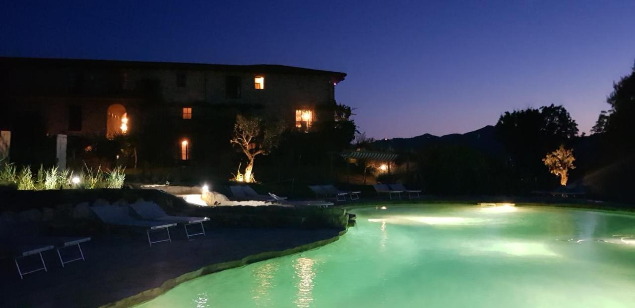 Hotel Podere Conti Filattiera Kültér fotó