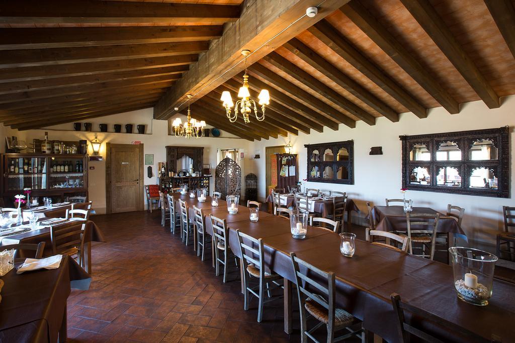 Hotel Podere Conti Filattiera Kültér fotó
